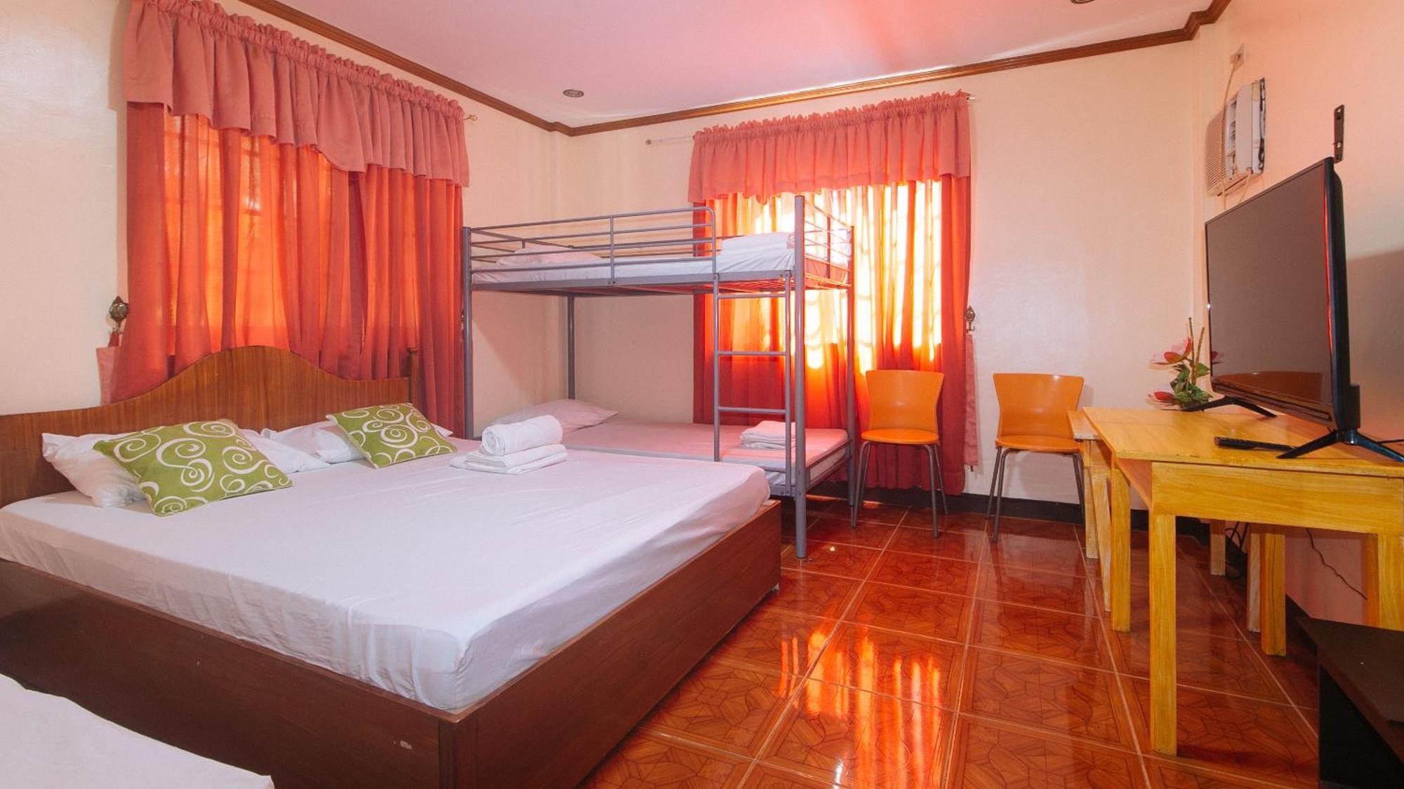 Lauriens Hotel Tagaytay Tagaytay City Ngoại thất bức ảnh