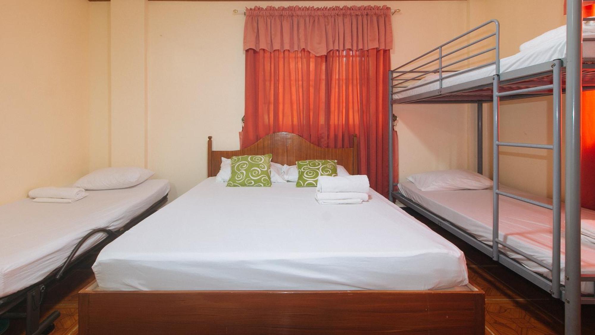 Lauriens Hotel Tagaytay Tagaytay City Ngoại thất bức ảnh