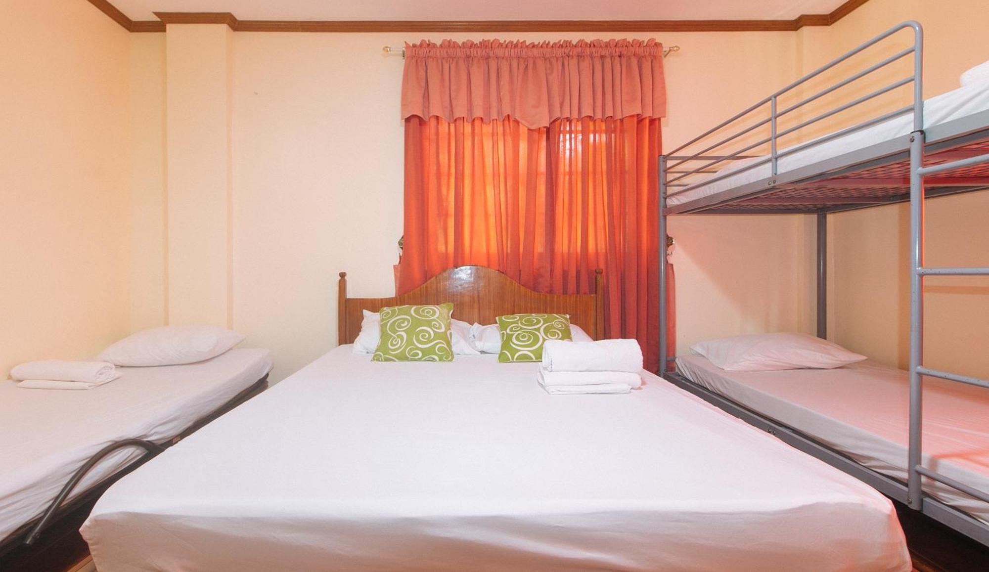 Lauriens Hotel Tagaytay Tagaytay City Ngoại thất bức ảnh